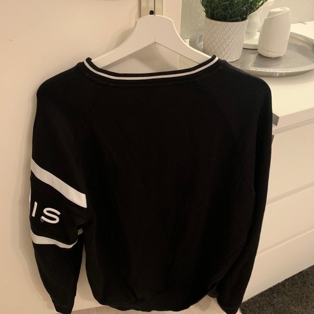 Givenchy sweater - Picture 3 of 3